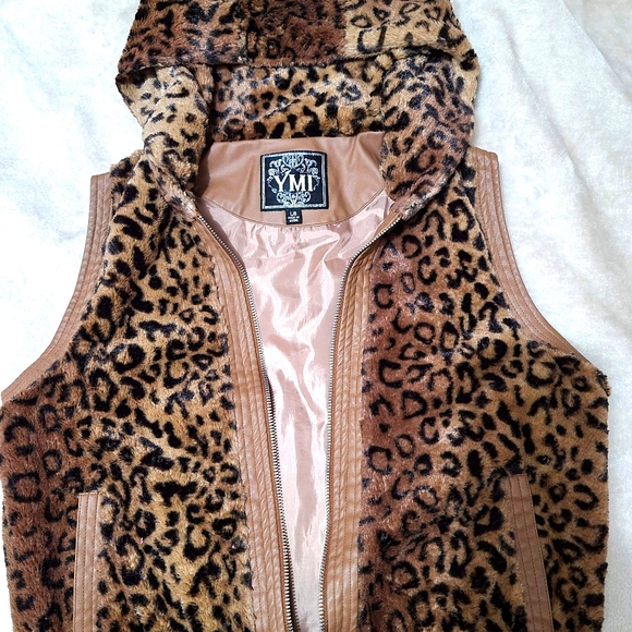 Leopard print front zip sleeveless hoodie - Picture 4 of 4